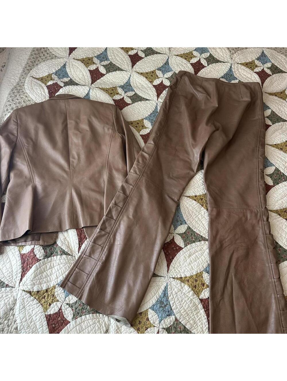 Vintage Penta brown 100% real leather woman’s pants suit Size 8 rare statement - Picture 4 of 6